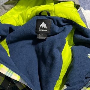Boys large 14/16 snowboard jacket